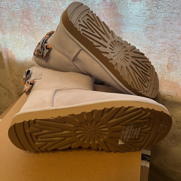 Ugg Minnie Bailey bow retro spots metal gray - Picture 4 of 5